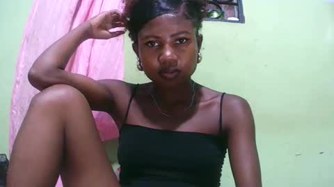 Snapshot of hasleyinah chatting on February 2026 08:21:02 AM hasleyinah online show from February 2026 08:21:02 AM