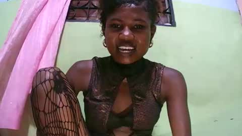 Snapshot of hasleyinah chatting on February 2026 08:38:02 PM hasleyinah online show from February 2026 08:38:02 PM