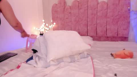 Snapshot of hasret_sesim chatting on March 2025 07:51:02 AM hasret_sesim online show from March 2025 07:51:02 AM