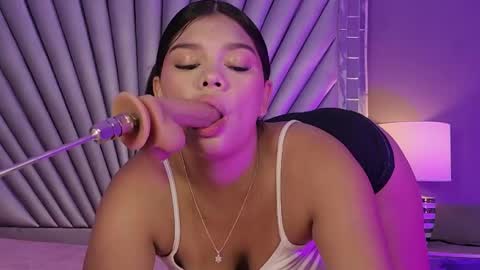 hatsajones online show from May 2026 04:29:01 AM