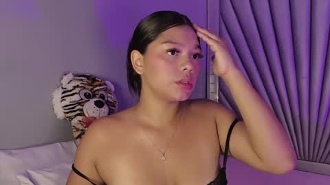 hatsajones online show from May 2026 04:31:02 AM