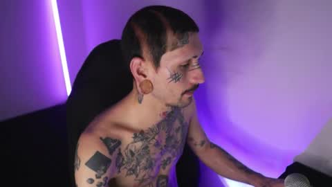 Snapshot of hatsumotokyoto chatting on March 2026 11:42:02 PM More content 2 online show from March 2026 11:42:02 PM