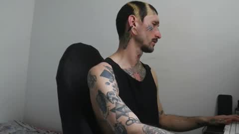 Snapshot of hatsumotokyoto chatting on March 2026 08:36:02 PM More content 2 online show from March 2026 08:36:02 PM