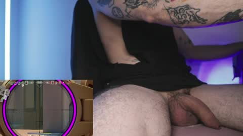 Snapshot of hatsumotokyoto chatting on April 2026 12:22:02 AM More content 2 online show from April 2026 12:22:02 AM