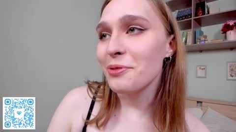 Mia online show from May 2026 02:11:01 PM