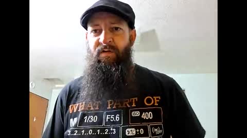 Snapshot of hawktalon007 chatting on November 2025 01:52:02 AM Robert online show from November 2025 01:52:02 AM