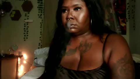 Snapshot of hawtchoc37 chatting on September 2025 12:43:01 AM hawtchoc37 online show from September 2025 12:43:01 AM