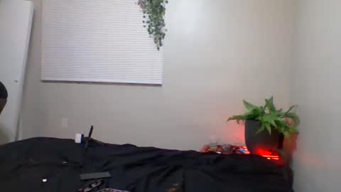 hawtchoc37 online show from June 2026 07:53:02 AM