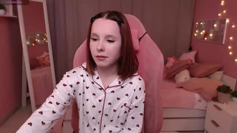 Mia online show from February 2026 07:38:01 AM