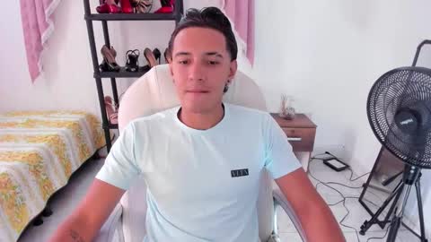 Snapshot of haydenn_boy chatting on November 2025 07:16:02 PM Hayen Boy online show from November 2025 07:16:02 PM