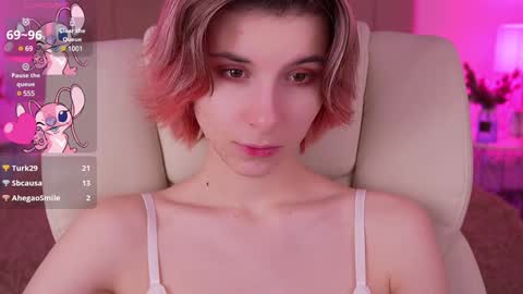 haylaamber online show from January 2025 05:15:02 AM