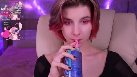 haylaamber online show from March 2025 11:20:02 PM