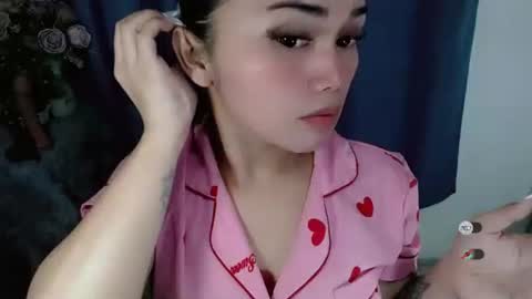 haylee online show from October 2025 02:01:02 AM