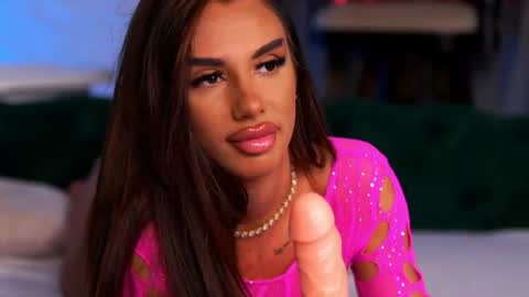 Haylie online show from July 2026 07:33:02 PM