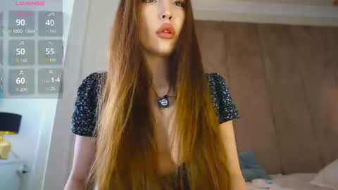 Snapshot of hayneiko_01 chatting on July 2026 01:32:02 AM Maneki-Neko online show from July 2026 01:32:02 AM