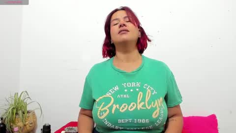 Snapshot of hazel_34 chatting on April 2026 09:51:02 AM hazel online show from April 2026 09:51:02 AM