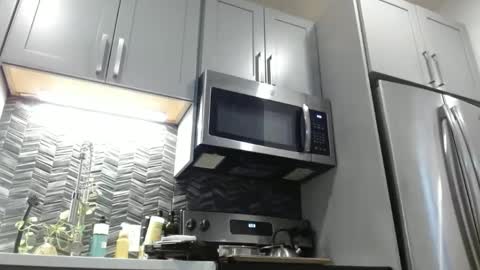 Hazel online show from December 2024 12:57:02 AM