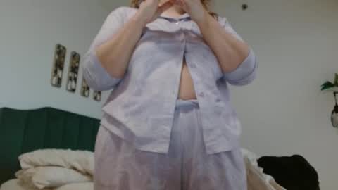 Hazel online show from February 2025 03:09:01 PM