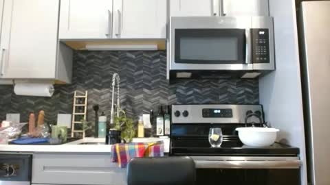 Hazel online show from March 2025 04:11:02 PM