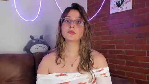 Hazel Brown online show from February 2025 04:24:02 PM