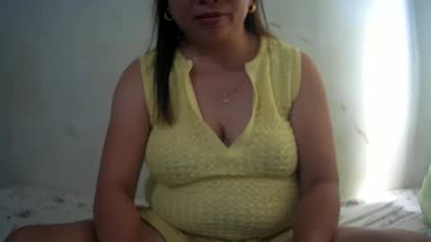 Snapshot of hazeldhane chatting on January 2025 05:32:01 AM hazeldhane online show from January 2025 05:32:01 AM