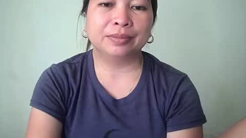 Snapshot of hazeldhane chatting on February 2025 06:21:01 AM hazeldhane online show from February 2025 06:21:01 AM