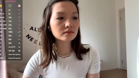 Kira online show from May 2026 12:13:02 PM