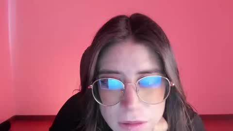 Snapshot of hazelkush00 chatting on September 2025 03:56:02 PM HazelKush online show from September 2025 03:56:02 PM