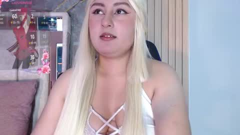 hazumi_tsu online show from June 2026 11:02:01 PM