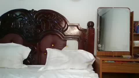 Snapshot of heart_star chatting on September 2025 10:06:02 AM heart_star online show from September 2025 10:06:02 AM