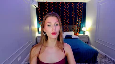 Snapshot of heartedlove_1 chatting on November 2025 04:33:02 AM heartedlove_1 online show from November 2025 04:33:02 AM