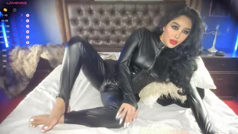 Tawan online show from November 2025 02:06:02 AM