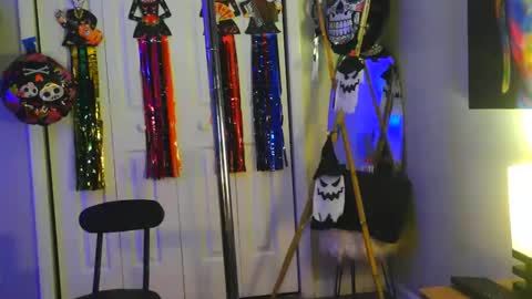 Heavenllyy online show from November 2025 06:35:02 AM