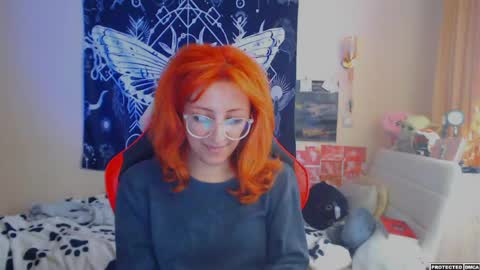Snapshot of heavenlycreature chatting on May 2026 02:30:01 AM Diana online show from May 2026 02:30:01 AM