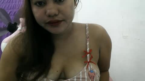 heavenlyeyes69 online show from April 2026 09:09:01 PM