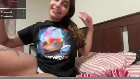 Snapshot of heavensbunny chatting on December 2025 04:39:02 AM heaven the muslim slut online show from December 2025 04:39:02 AM