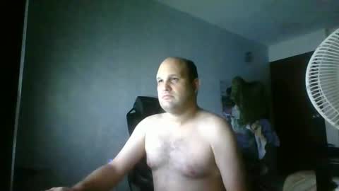 Snapshot of heavy_rebellxc chatting on October 2025 04:38:01 AM Heavy Rebell online show from October 2025 04:38:01 AM