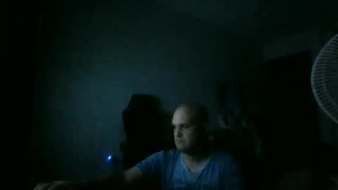 Snapshot of heavy_rebellxc chatting on November 2025 04:36:02 AM Heavy Rebell online show from November 2025 04:36:02 AM