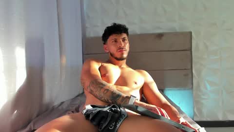 Snapshot of heavy_thor chatting on January 2025 10:12:01 PM Thor online show from January 2025 10:12:01 PM