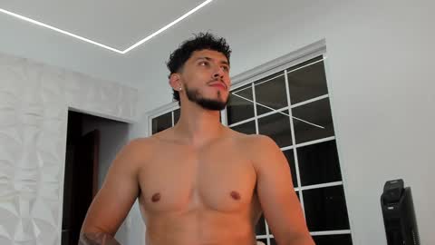 Snapshot of heavy_thor chatting on February 2025 04:42:01 AM Thor online show from February 2025 04:42:01 AM