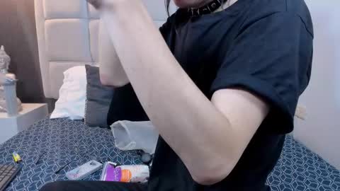 Keira Hecate online show from February 2025 07:42:01 PM