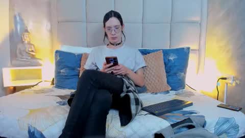 Keira Hecate online show from October 2025 07:56:01 PM