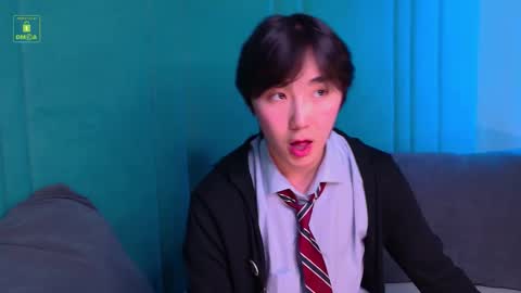 Snapshot of heejinwang chatting on November 2025 08:30:01 PM HEEJIN online show from November 2025 08:30:01 PM