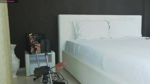 Helen online show from June 2026 03:18:01 AM
