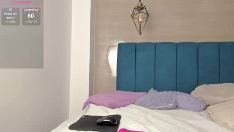 heidi_feuer online show from October 2025 12:39:01 PM