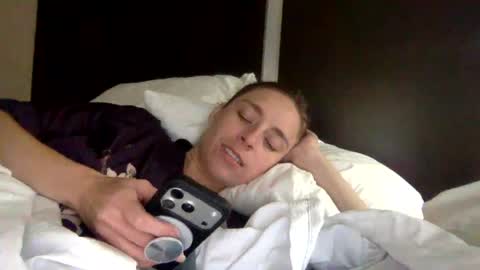 Snapshot of heidi_is_here_72 chatting on July 2026 03:21:01 PM heidi_is_here_72 online show from July 2026 03:21:01 PM