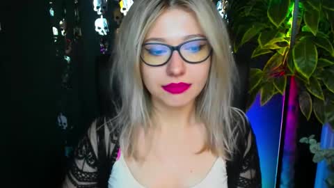 Heidi online show from October 2025 04:45:02 AM