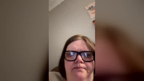 heidimackey2 online show from April 2026 02:38:01 PM