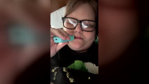 heidimackey2 online show from May 2026 11:46:02 PM