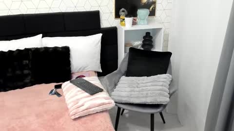 Heidi online show from February 2025 04:42:02 AM